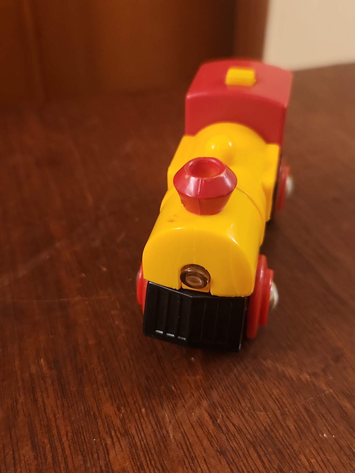 BRIO Yellow/Black/Red/ Locomotive Train Engine