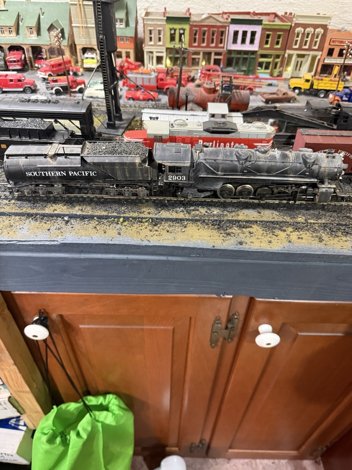 AHM Southern Pacific 2-10-2 Steam Locomotive HO DC Custom Weathered