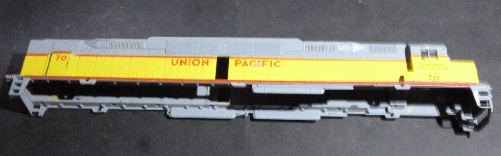 Ho Athearn Diesel locomotive DD40 shell Union Pacific