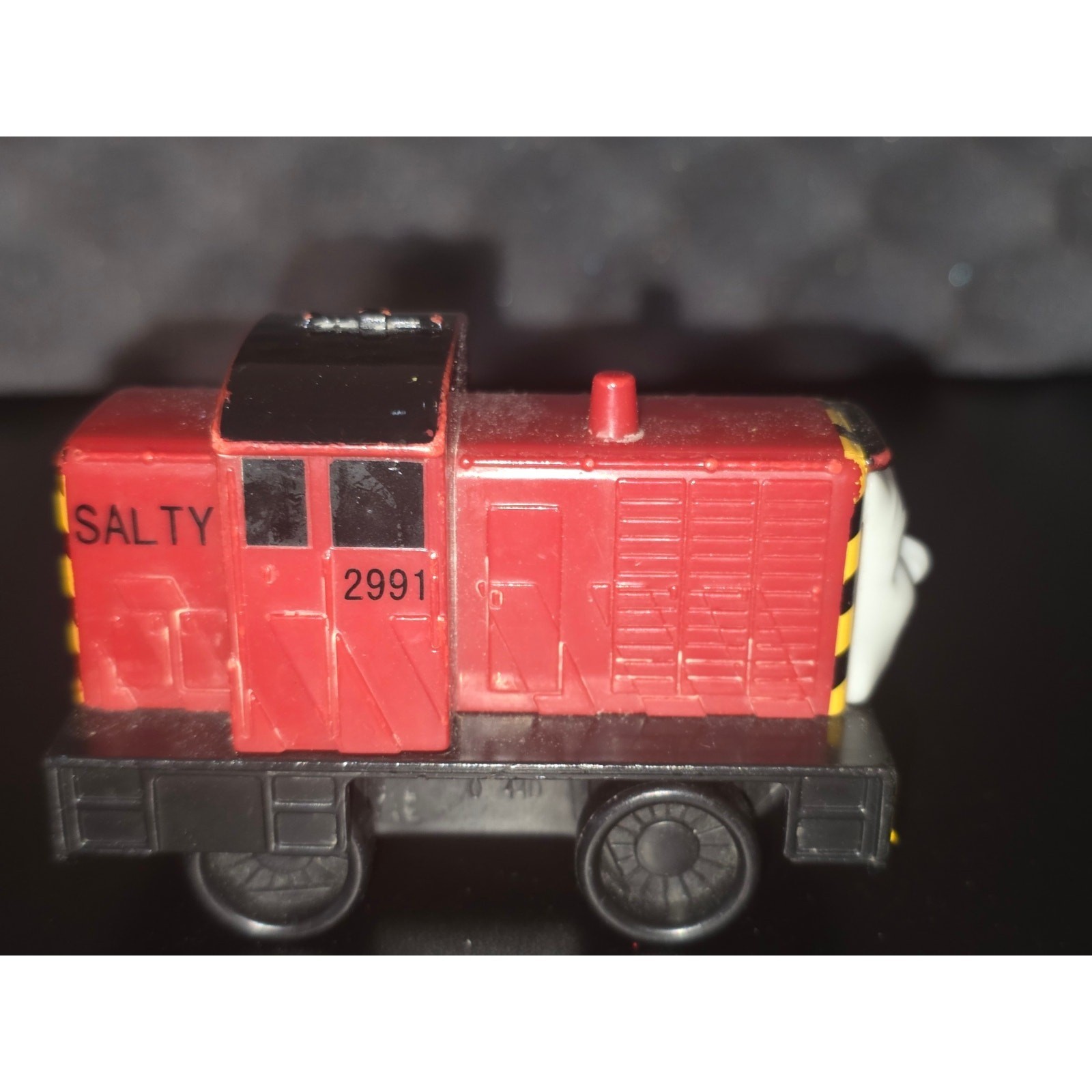 Mattel Thomas Friends Take-n-Play Salty Red Diesel Train Engine V9037 2991 2012