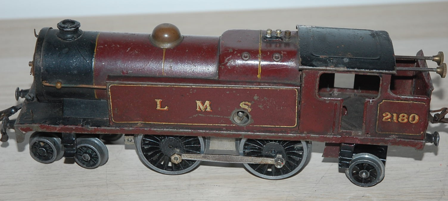 HORNBY O GAUGE CLOCKWORK No 2 SPECIAL TANK LOCOMOTIVE IN RED LMS LIVERY