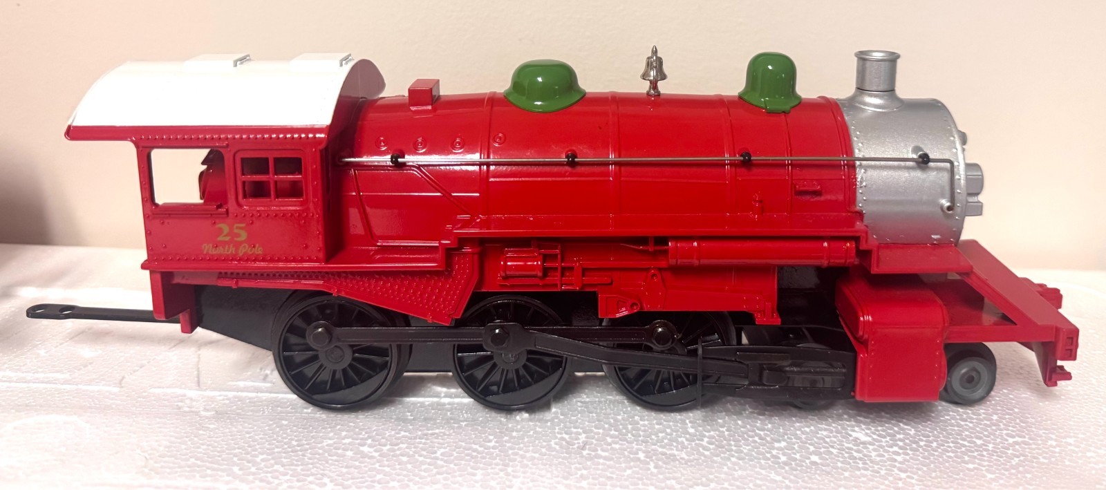 M.T.H. RailKing 4-6-0 Steam Engine &Tender Christmas Express O Gauge #30-4207-1E