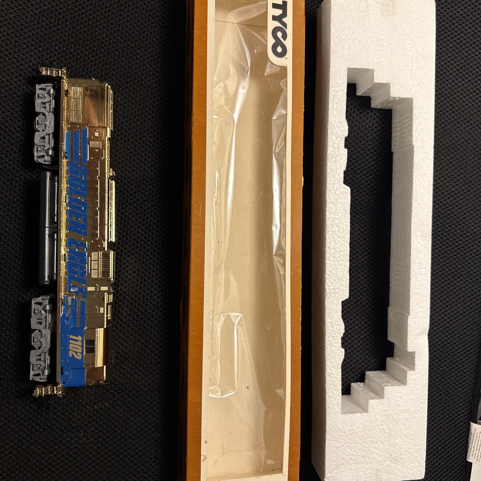 Vintage TYCO HO Alco Super 630 Golden Eagle 1102 Diesel Locomotive 1:87 Gauge