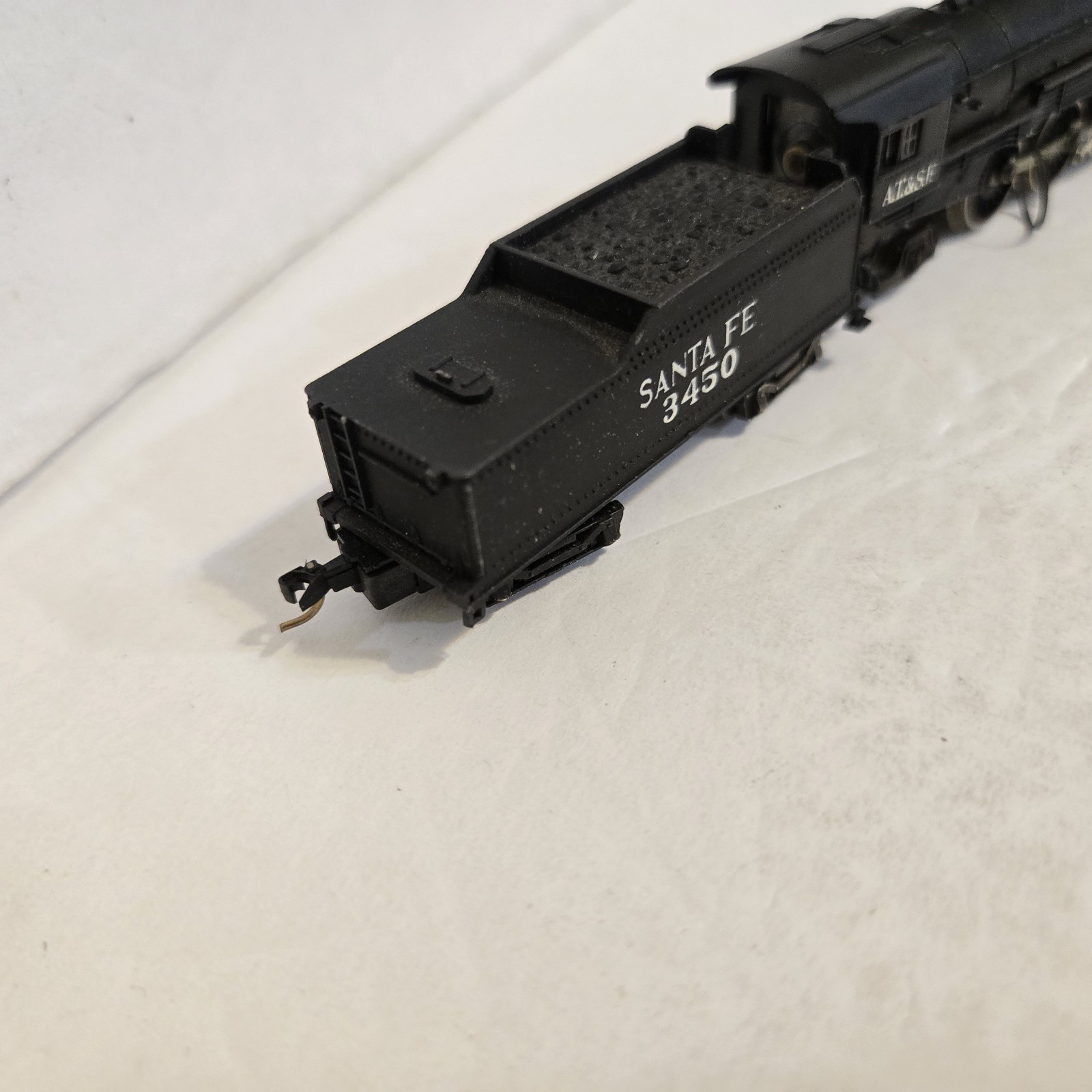 Revell Rapido N Scale Santa Fe 4-6-2 Pacific w/ Tender. Runs. West Germany