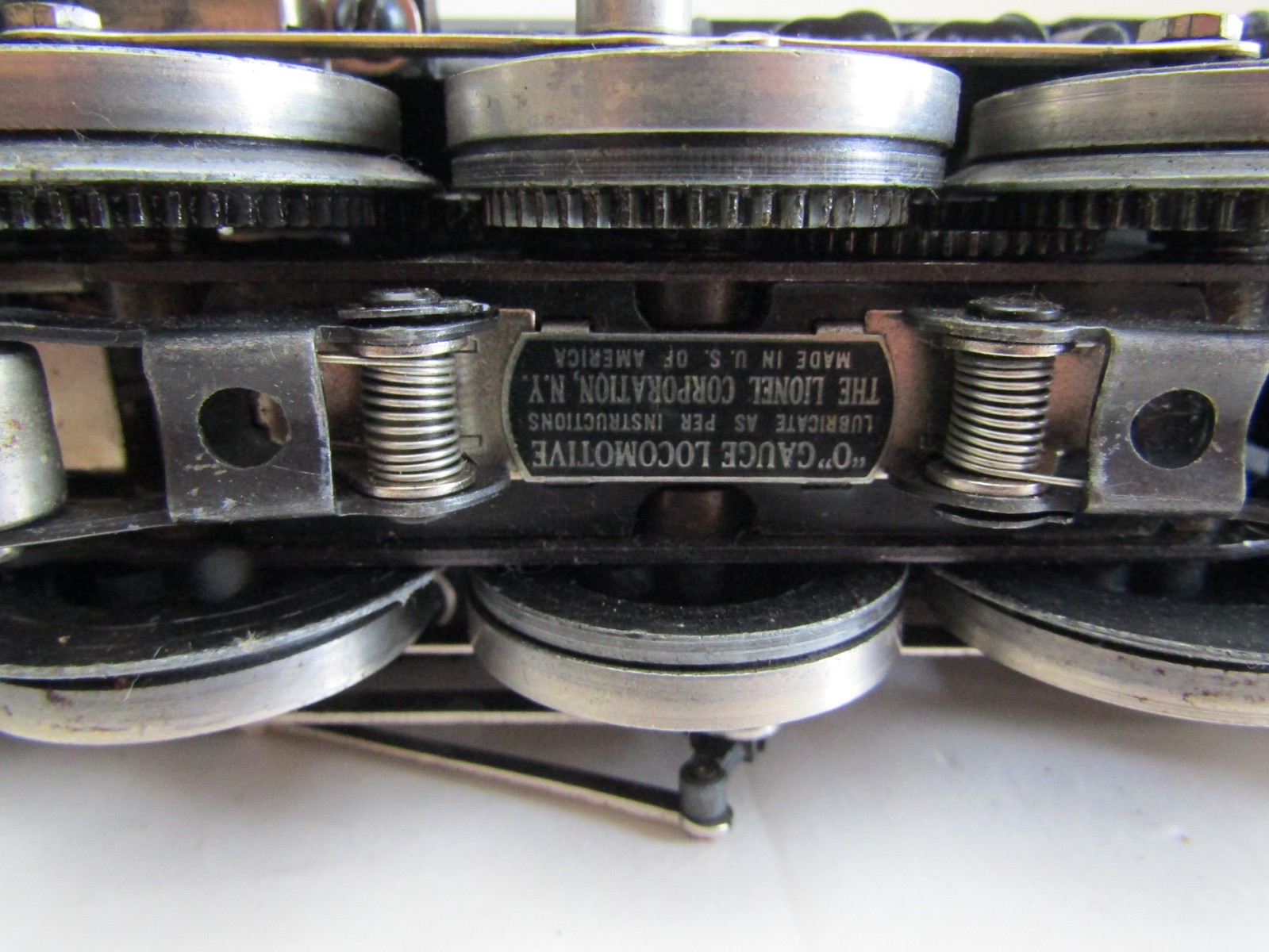 VINTAGE TRAIN ENGINE Lionel Postwar #2025 locomotive & tender CAST METAL
