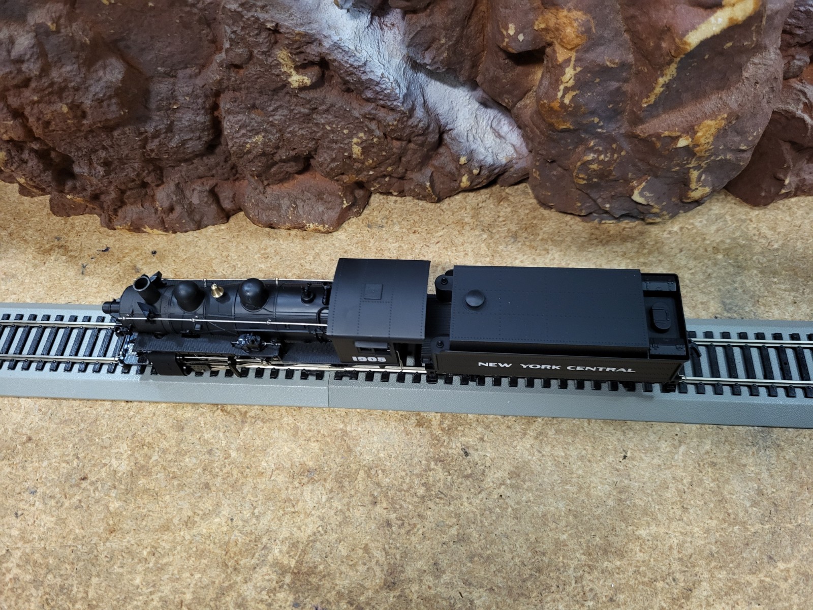 IHC M518 HO Scale 2-6-0 Mogul New York Central NYC #1905, $7/$3/$15 Ship