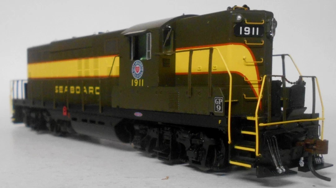 ATHEARN Genesis HO Scale G62420 NON Sound GP-9 #1911 SEABOARD AIR LINE