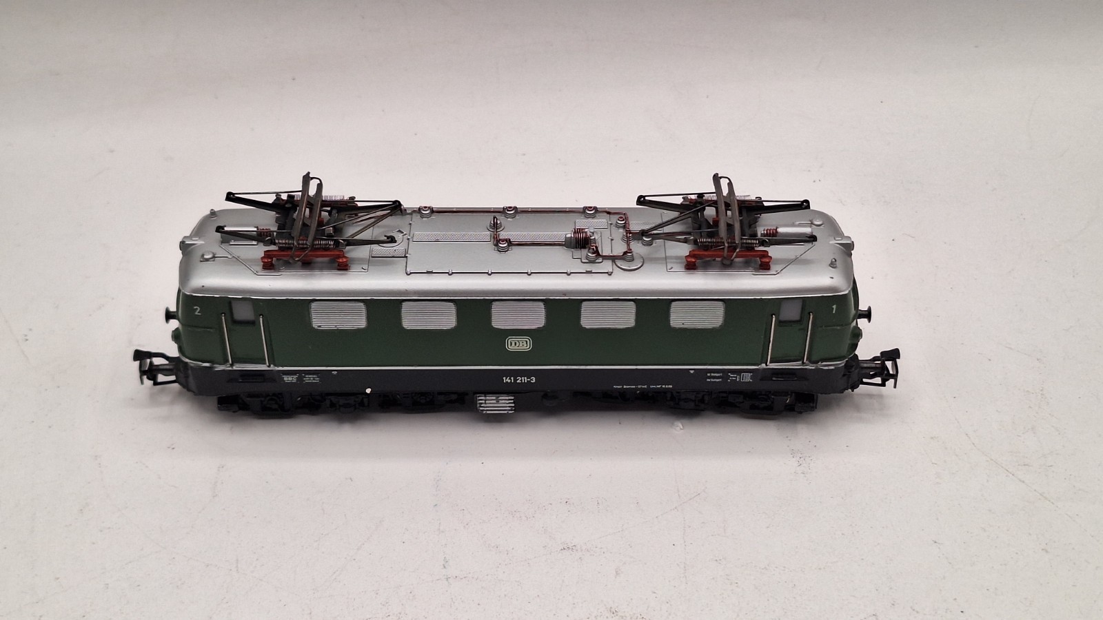 Marklin 3037 HO Scale AC, DB Electric Locomotive 141 211-3 Tested like just Made