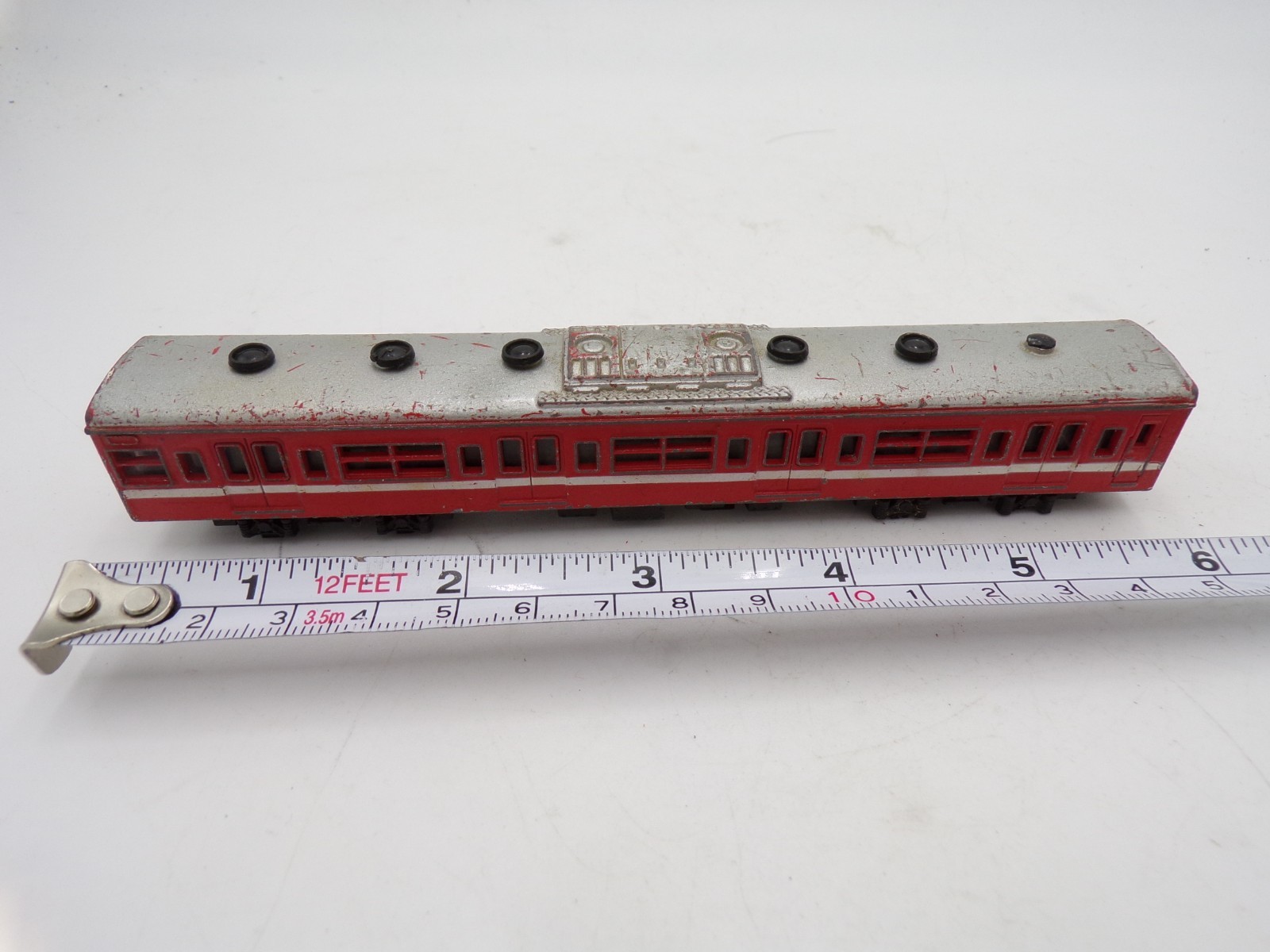 80’s Nishiki Japan Diecast 1/130 scale Passenger Train Red and White AS IS