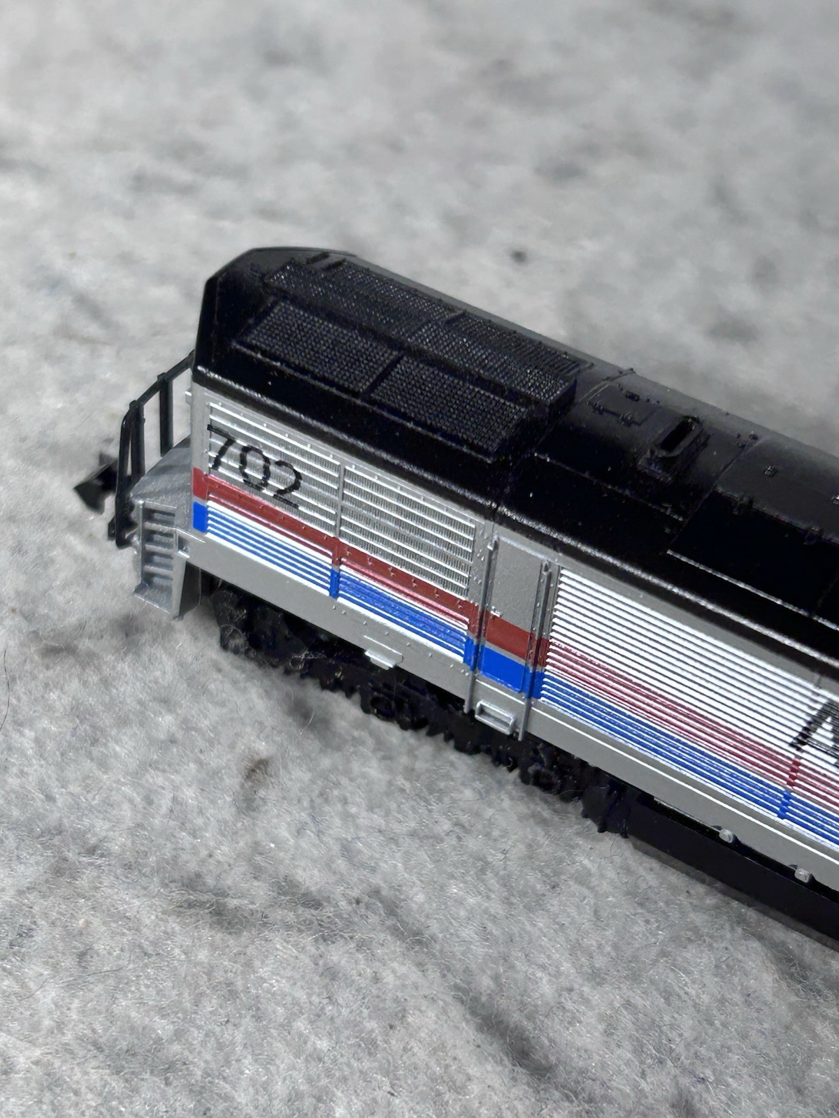 Rare Minitrix Amtrak GE P30CH Diesel Locomotive N Gauge