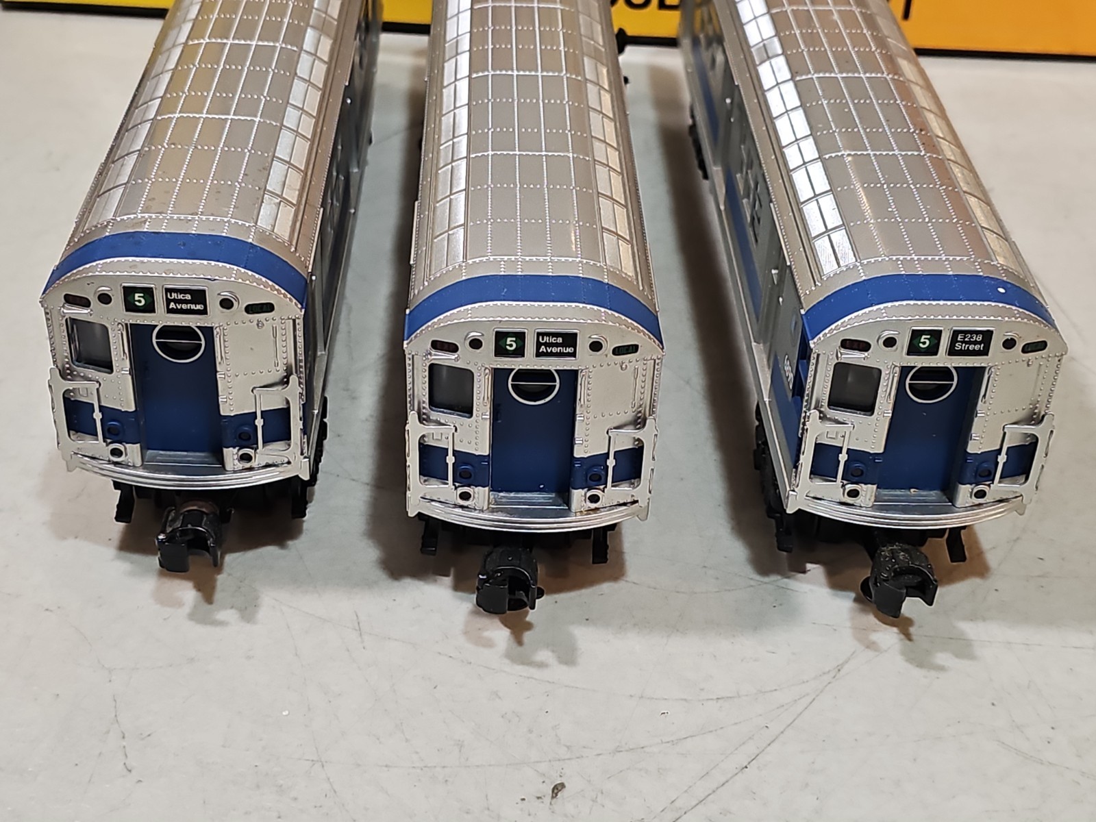 MTH Rail-King O Gauge R-17 NYC Metropolitan 3-Car Subway Set W/Proto Sound MINT!