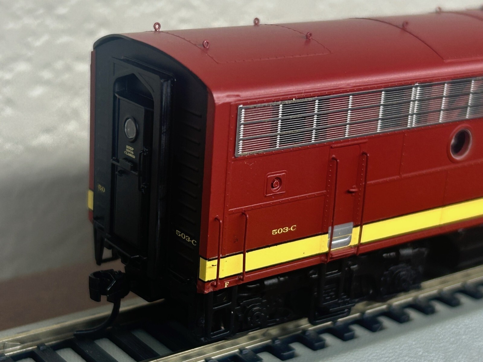 SOO LINE BURGUNDY- $OO LINE F7 – B unit 503C- DCC / QUANTUM SOUND HO Scale NEW