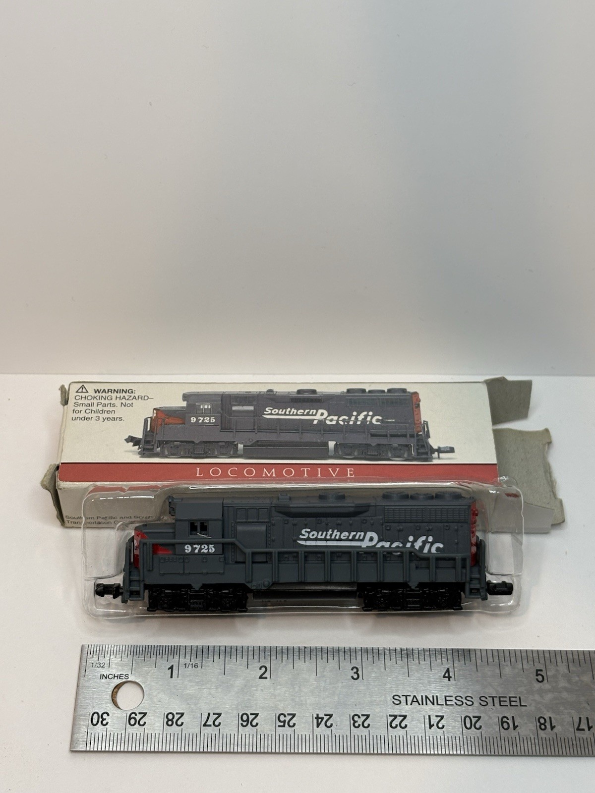 Southern Pacific Locomotive 9725 Readers Digest Promo 4.50”