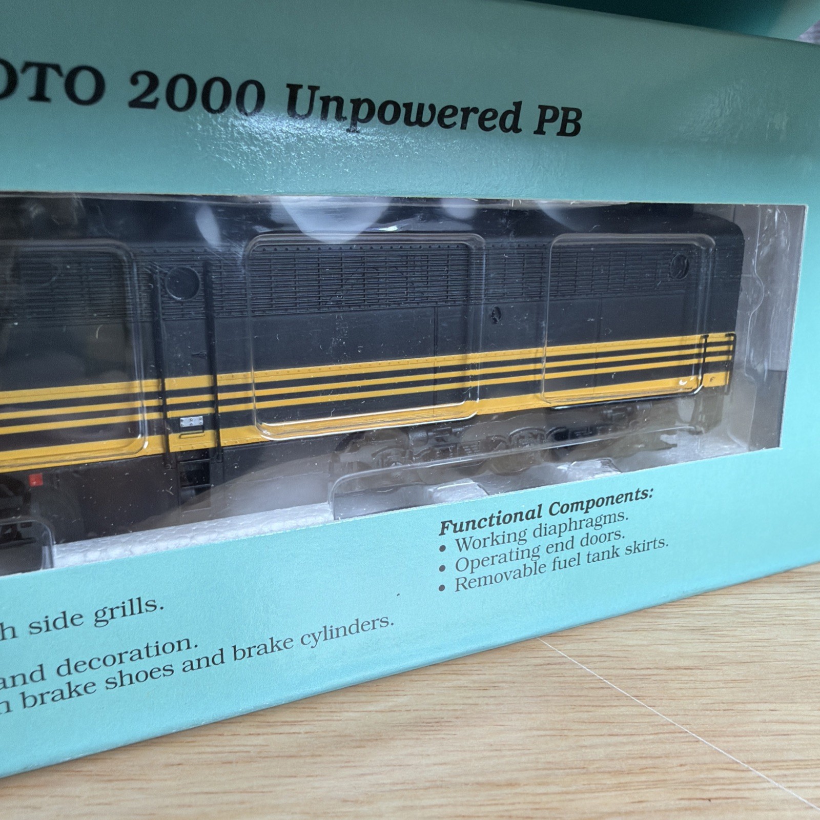 Proto 2000 HO Scale Unpowered D&RGW 601 PB Loco w/ Dynamic Brake #21675