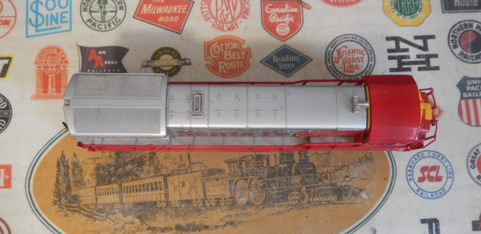 HO Scale Bachmann Santa Fe GE U36B Diesel #350 Tested ***FOR PARTS OR RESTO***