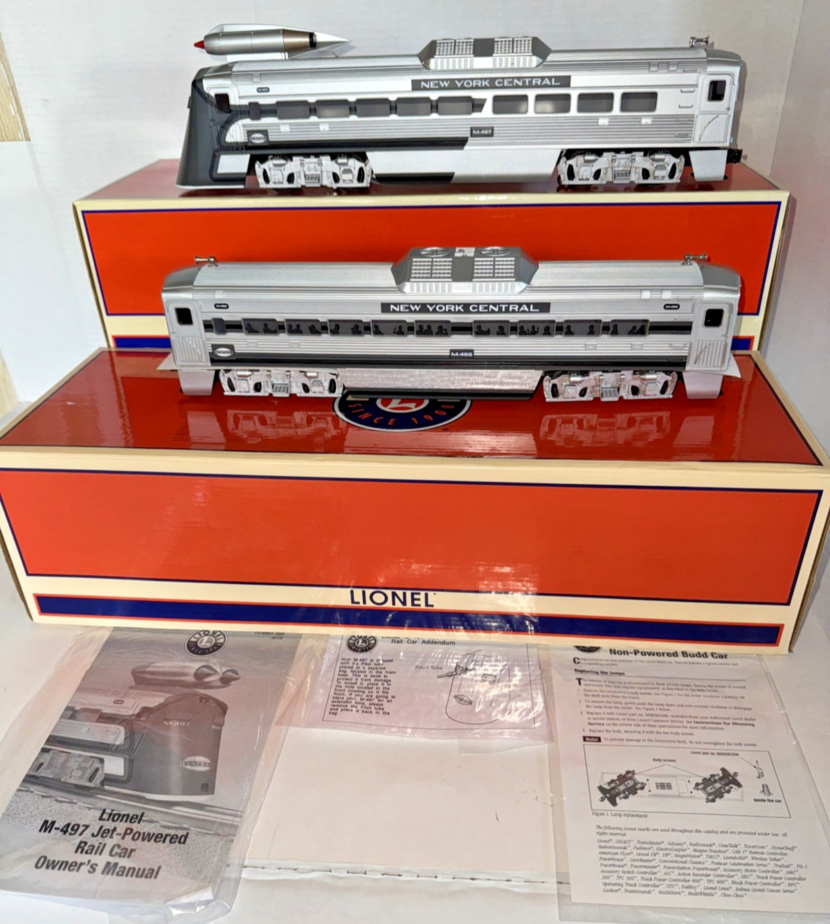 LIONEL 6-38401 NYC JET PWRD RDC BUDD CAR & NYC JET NON PWRD 6-35481 PASS CAR NIB