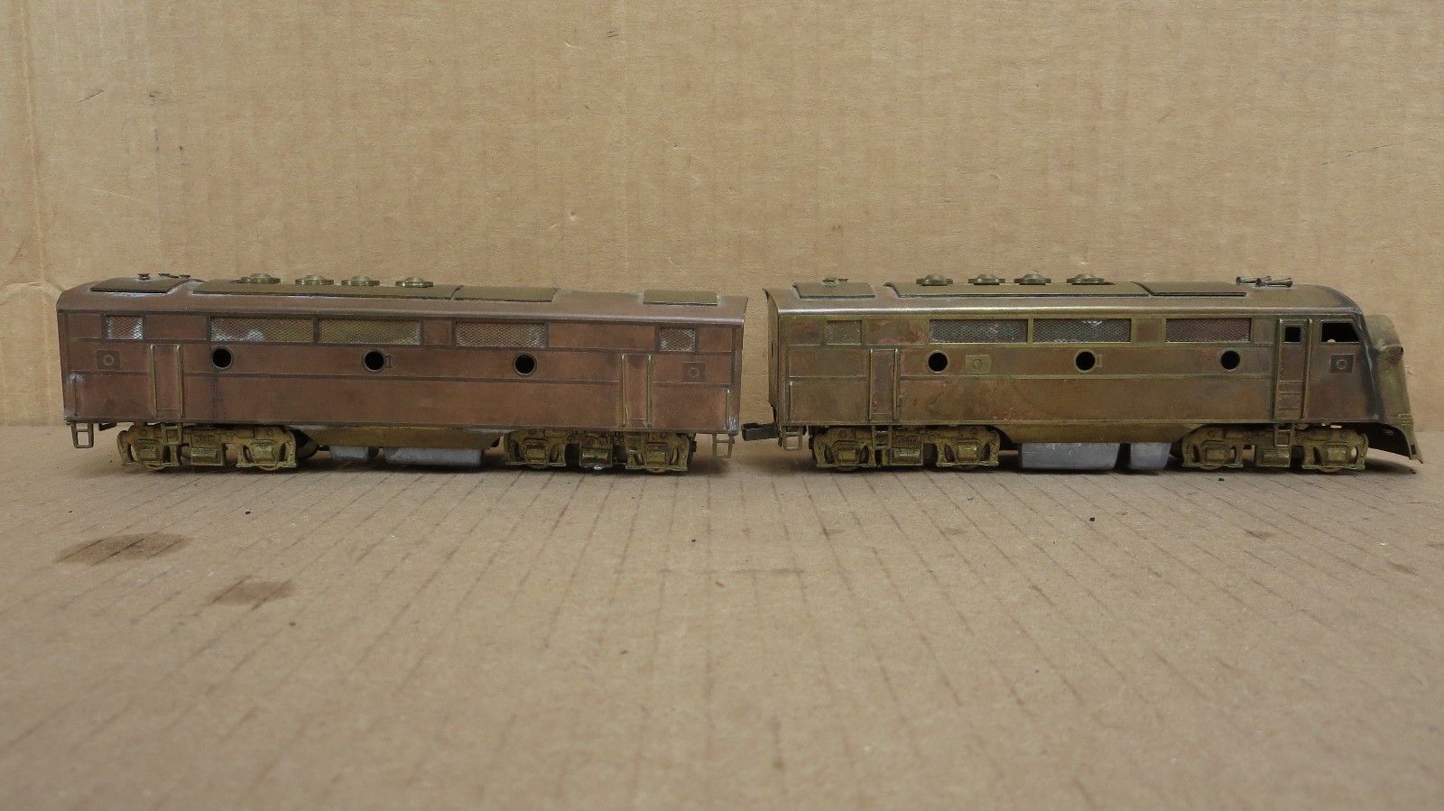 Unknown F3 A-B Set for Parts AS-IS Brass HO Possible Tetsudo