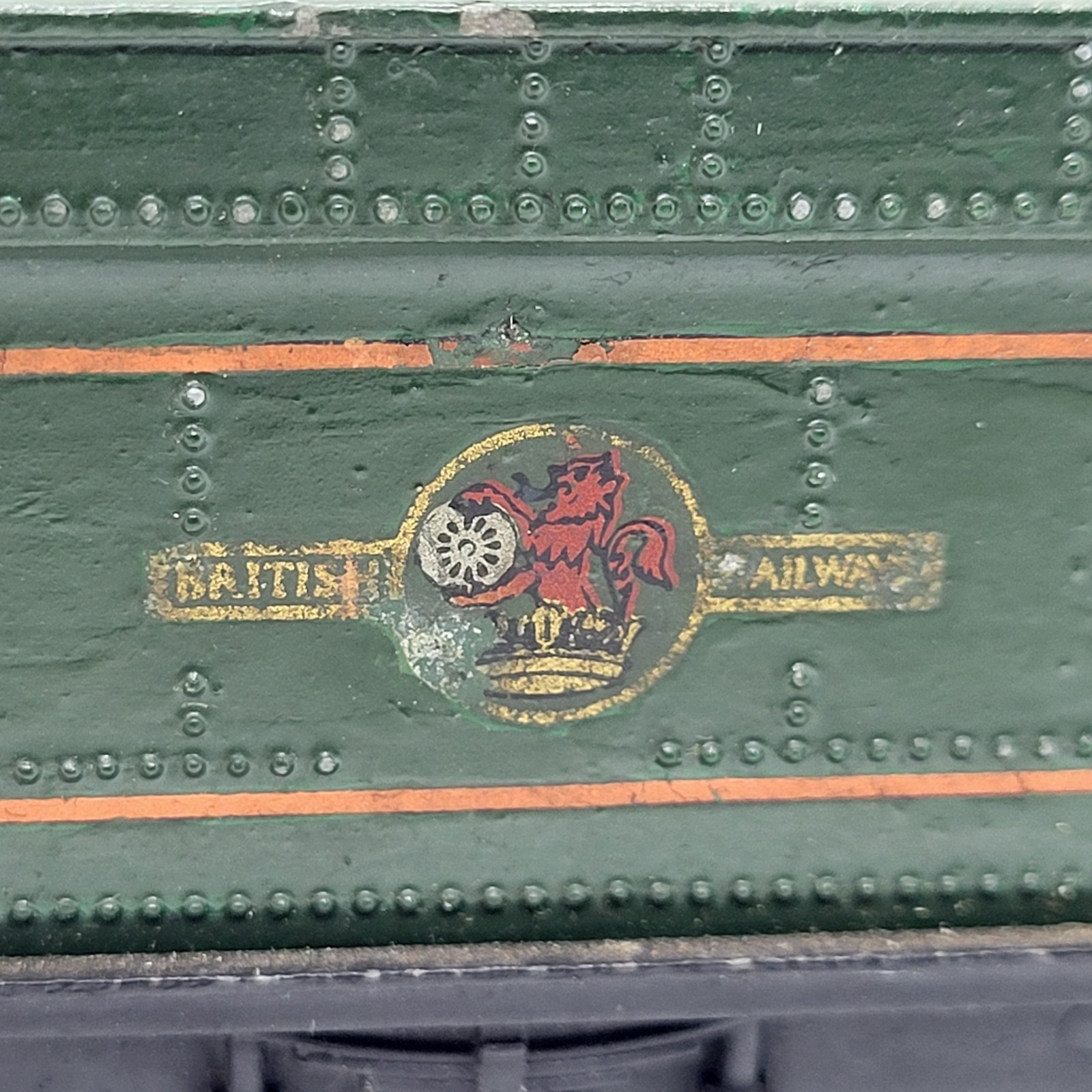 G+R Wrenn Diecast Steam Locomotive + Tender HO Gauge, British Railways 9402, EX