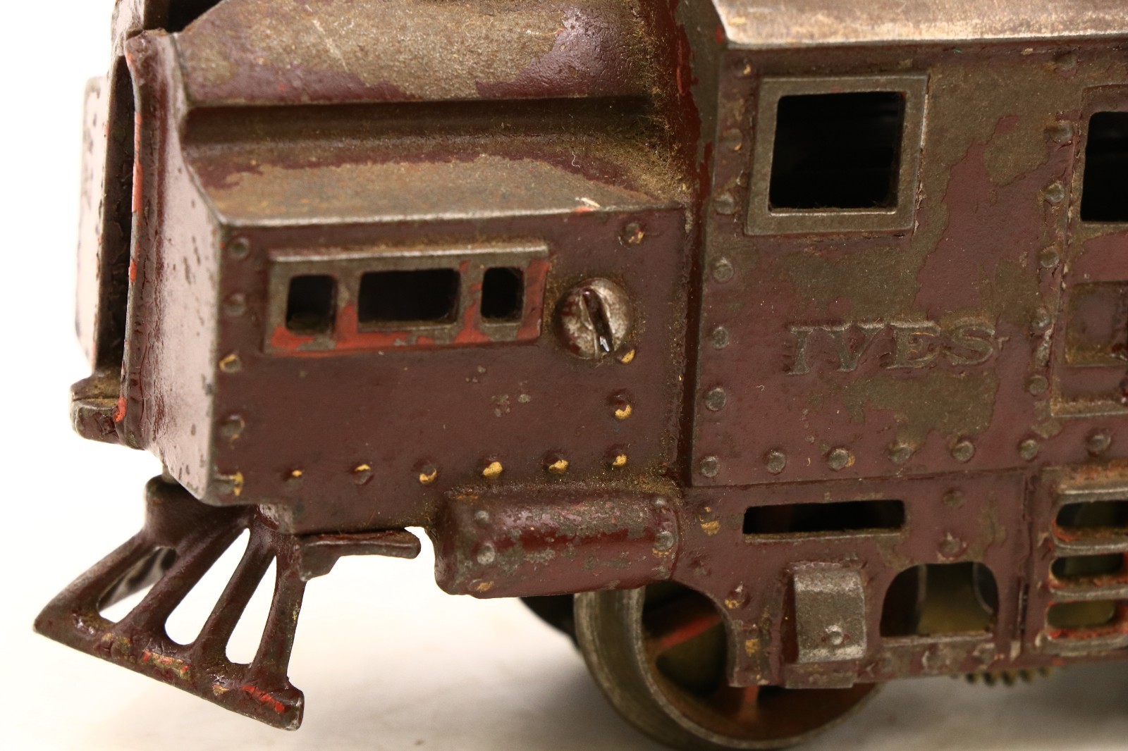 SCARCE Ives 3217 Prewar Cast Iron Locomotive Raised Letter Maroon/Red Accents
