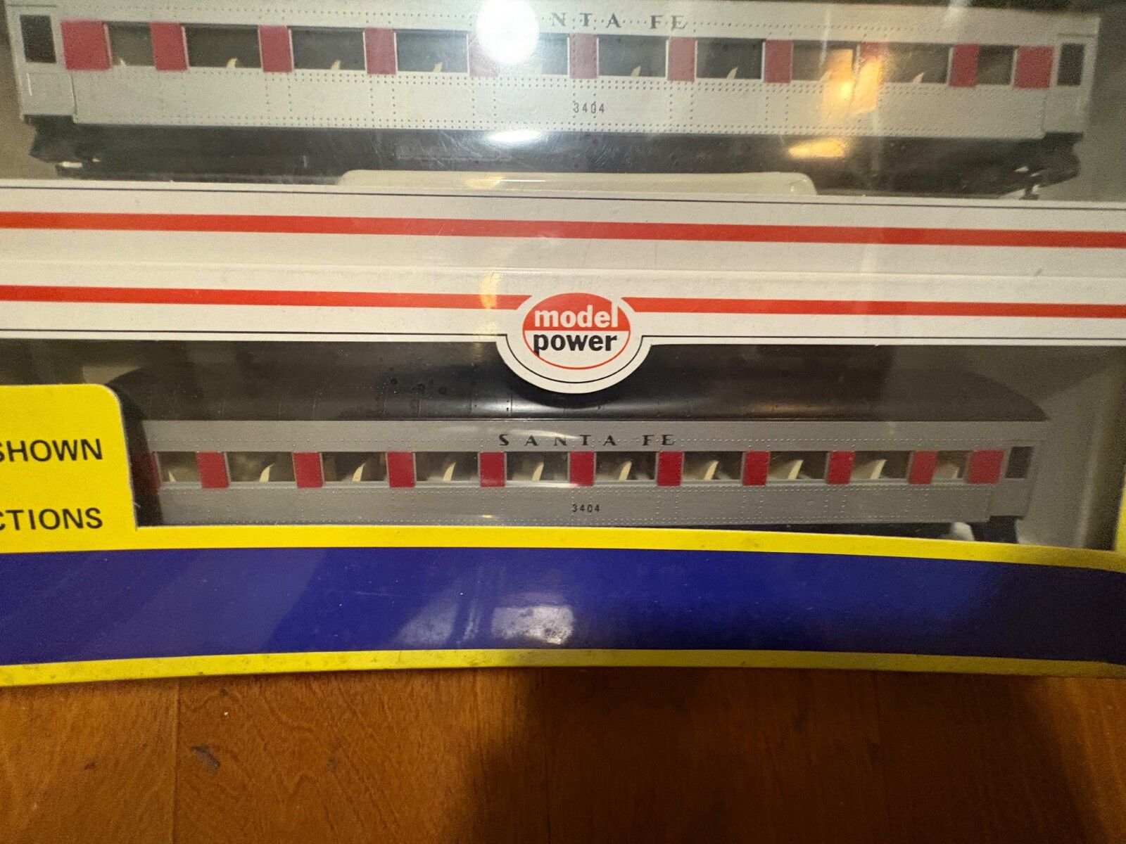 Model Power Presidential Special ATSF 605 Locomotive Santa Fe 3404 Cars UNUSED