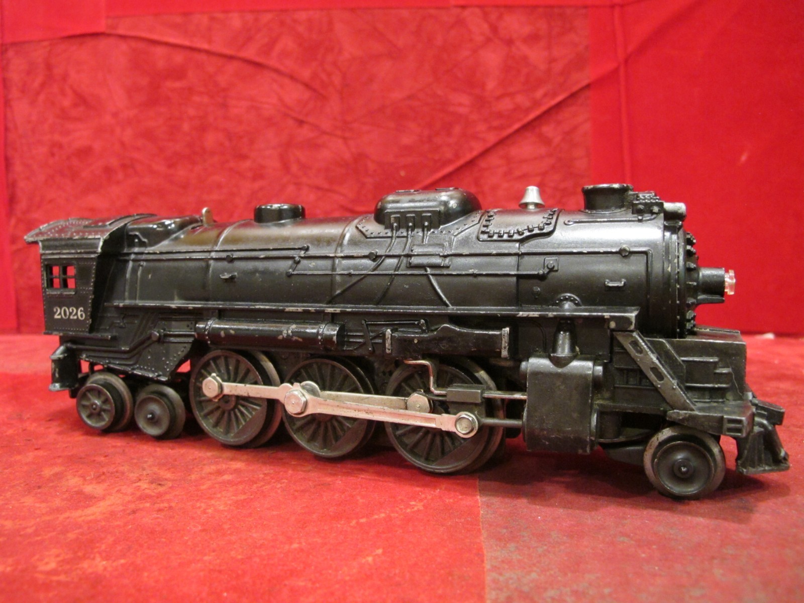 Lionel Vintage Postwar No. 2026 2-6-4 prairie Locomotive~runs lights smoke