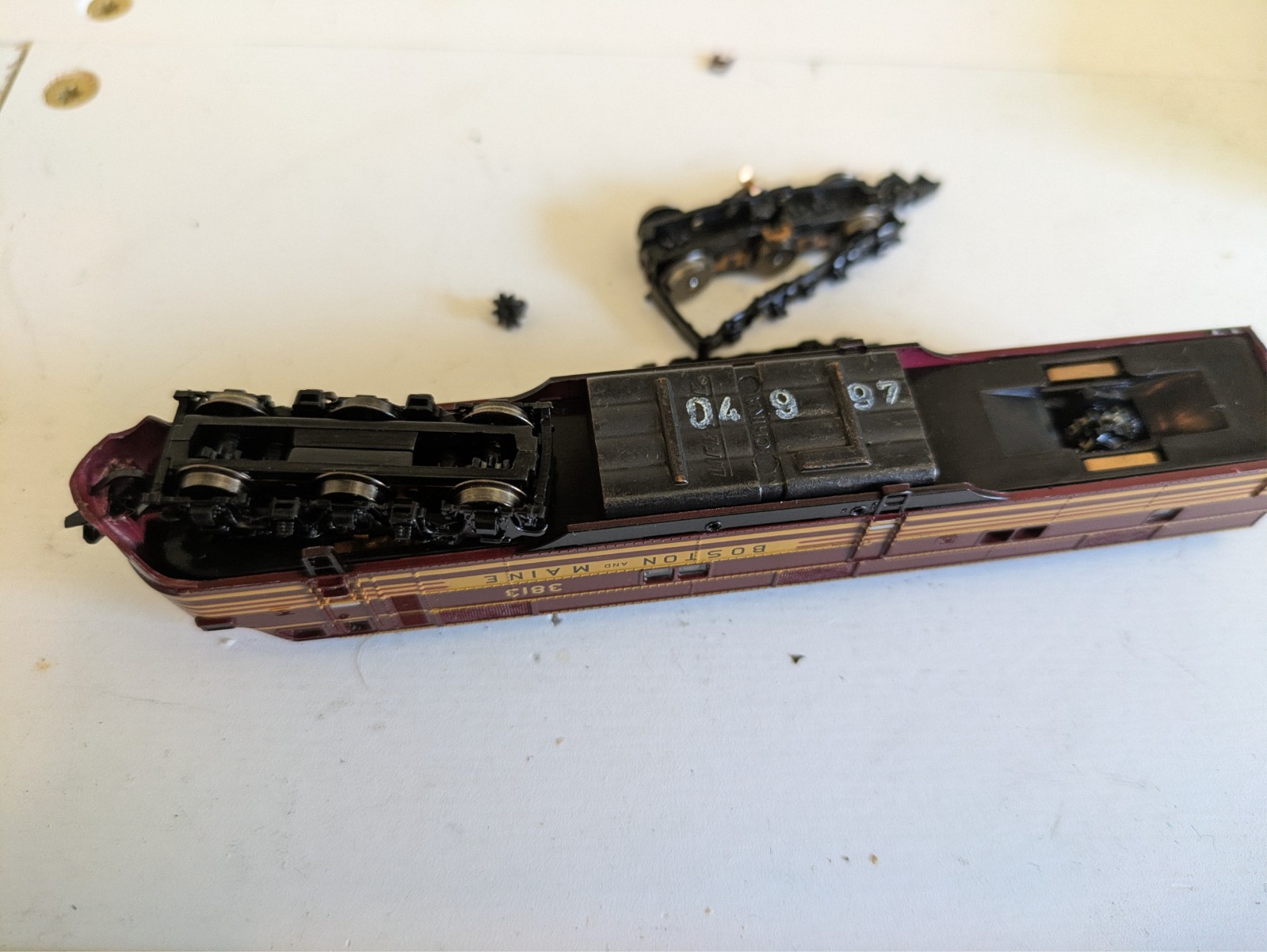 Life Like N Scale E7 Boston Maine 7002 #3813 for parts/repair