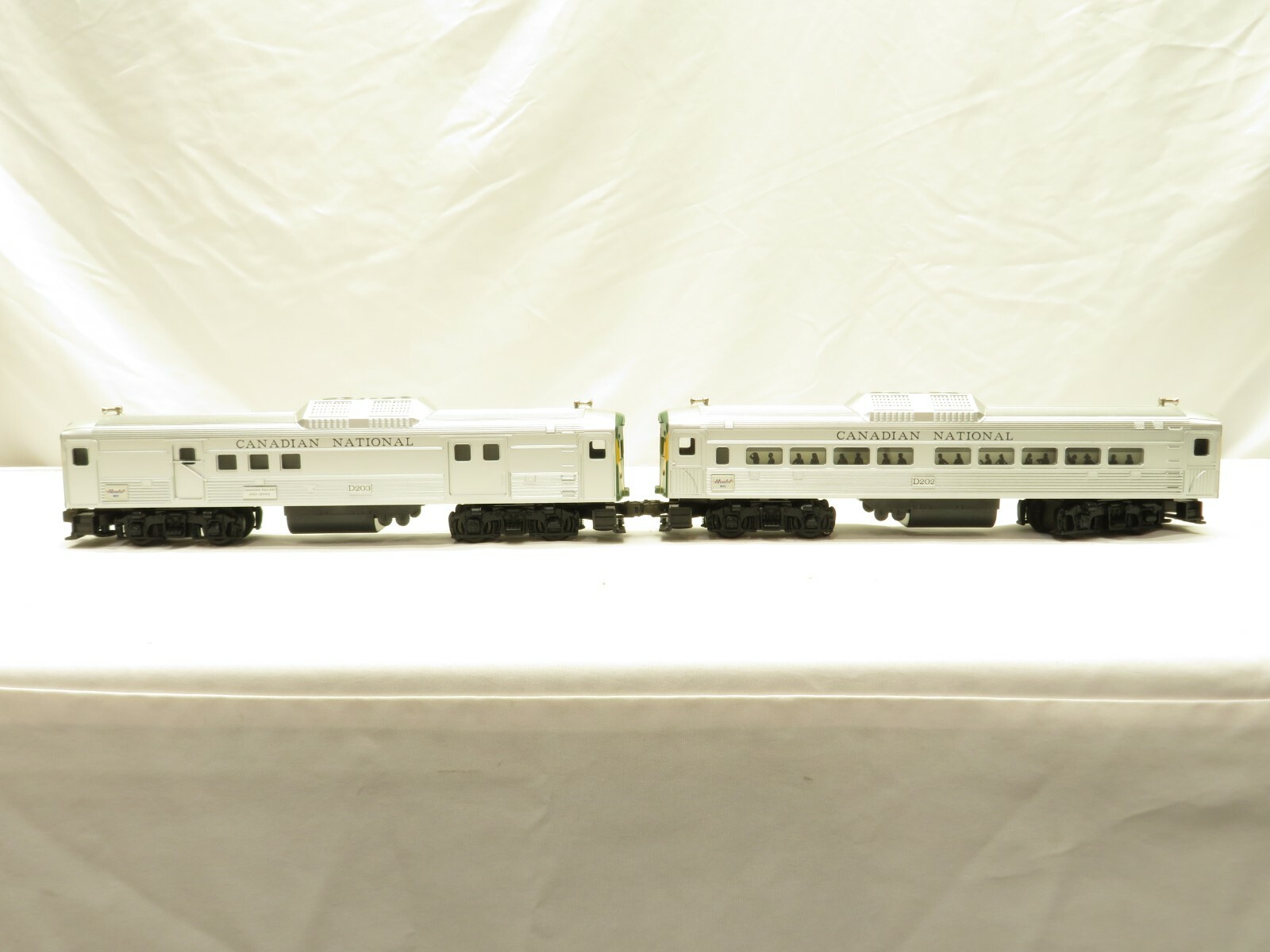 LIONEL 6-18506 Canadian National Budd Cars NIB