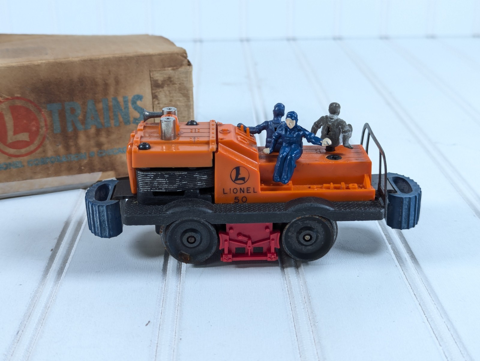 Lionel #50 O Gauge Gang Car Motorized Track Maintenance Orange w/ Original Box