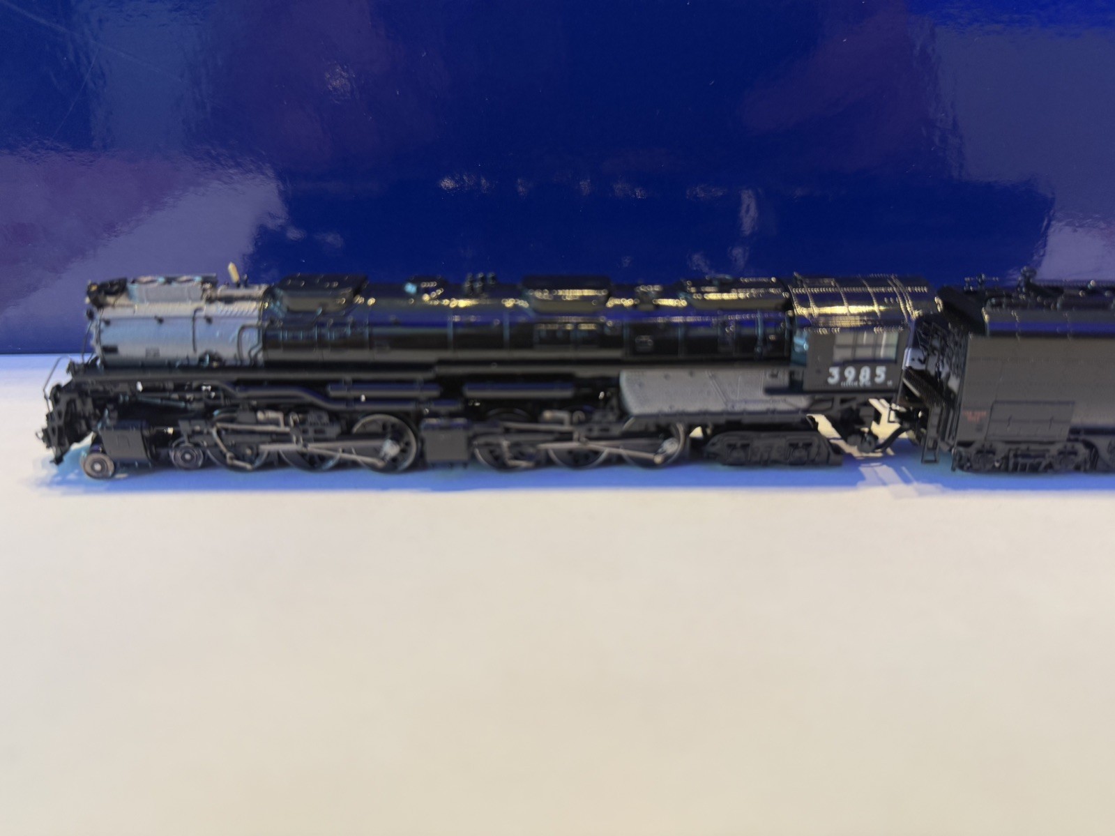 Athearn Challenger 4-6-6-4 N Scale DC #3985 UP
