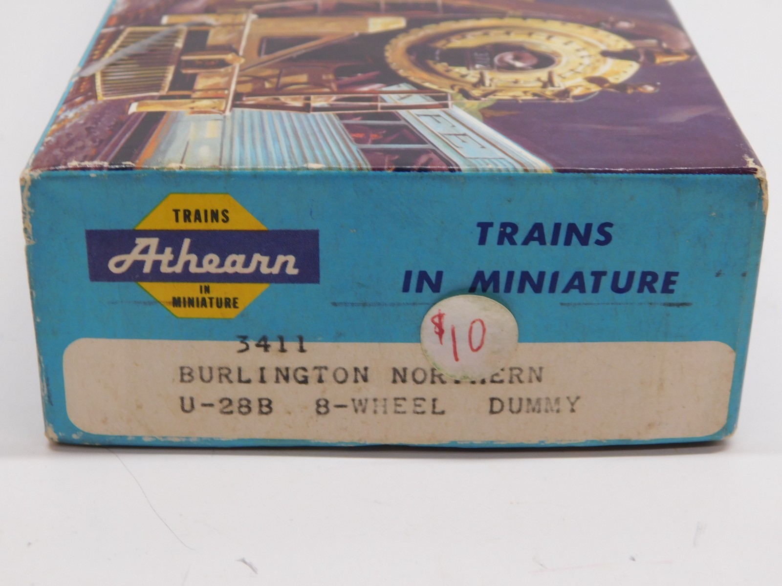 Athearn HO Blue Box Burlington Northern U30 Diesel Engine #5450-Unpowered Dummy