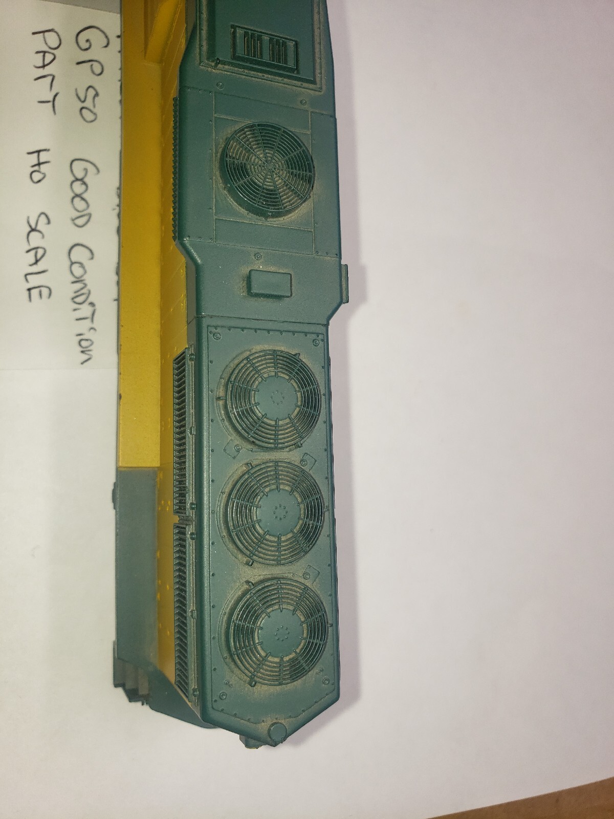 GP50 ATHEARN SHELL ONLY Diesel LOCOMOTIVE 46760 Good condition