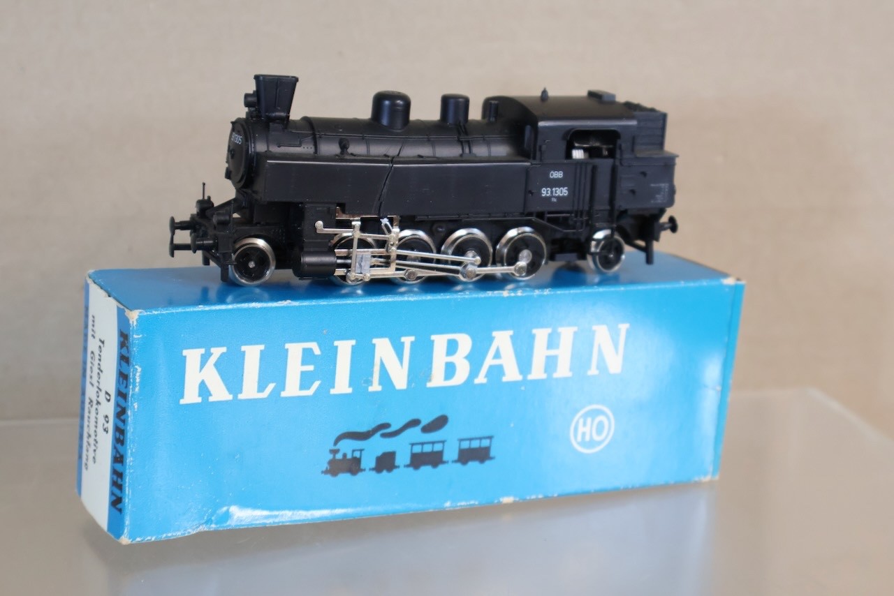 KLEINBAHN D 93 SPARES REPAIR OBB ÖBB 2-8-2 CLASS BR 93 1305 LOCOMOTIVE om