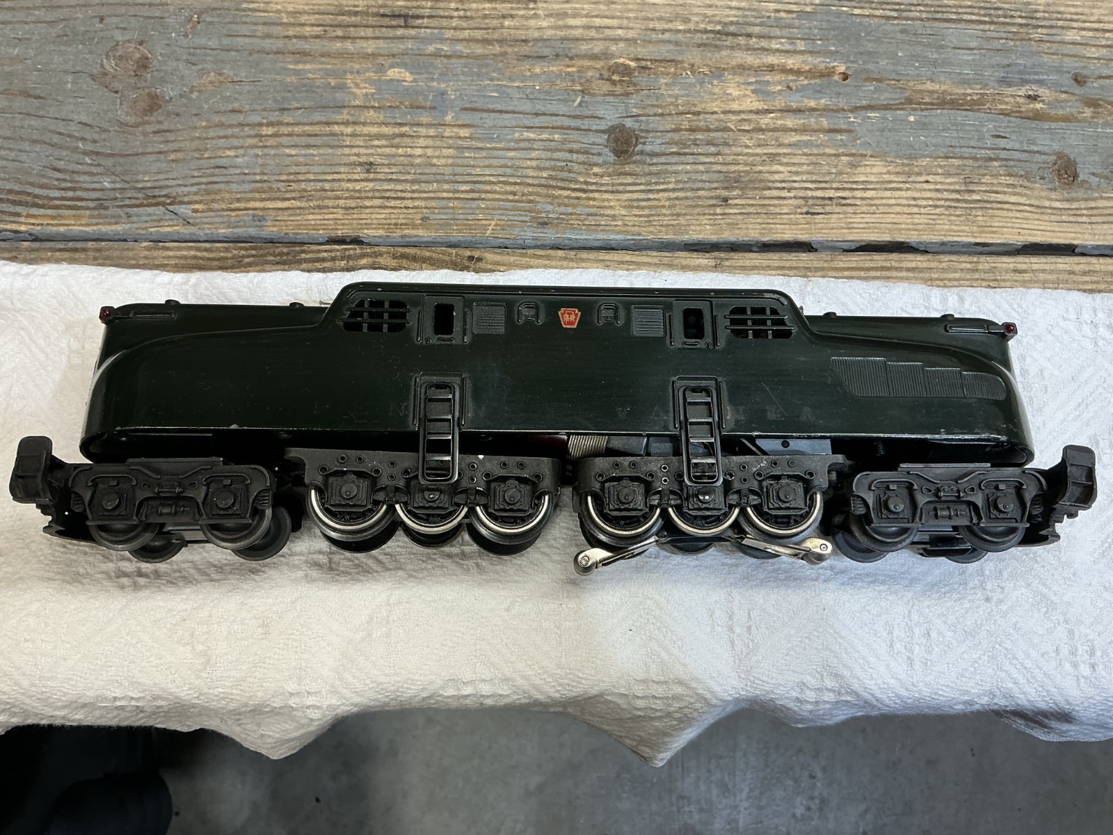 Lionel 2332 GG-1 Train Engine In the Original Box/Liner/ RED BRUSH CAP-RARE