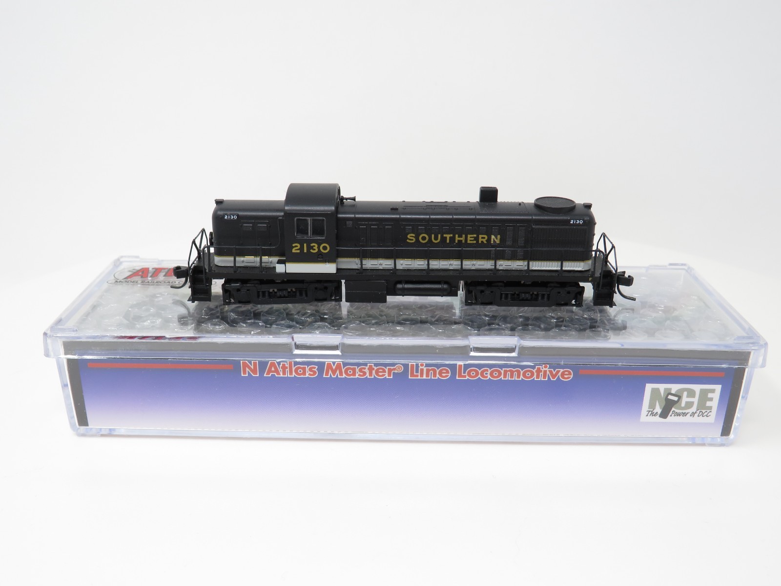 Atlas N 40005047 DCC Southern Railway #2130 RS-2 Diesel Switcher Locomotive