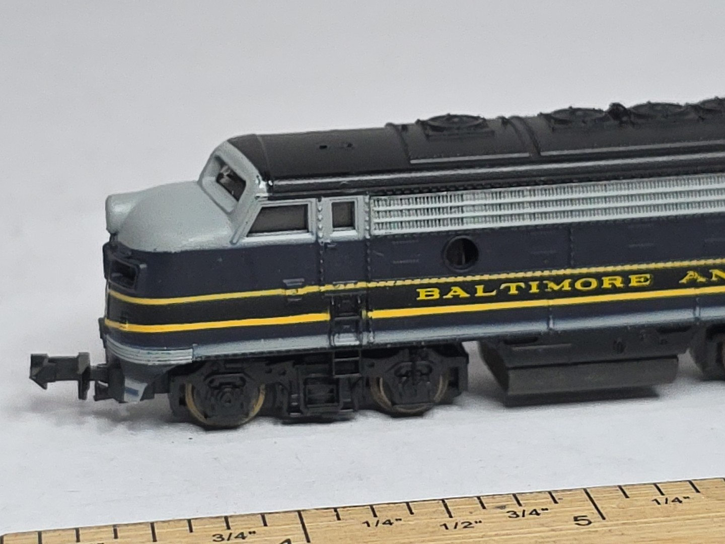 Life-Like N Scale F-7 Diesel Locomotive 7750 B&O Baltimore & Ohio Runs No Box