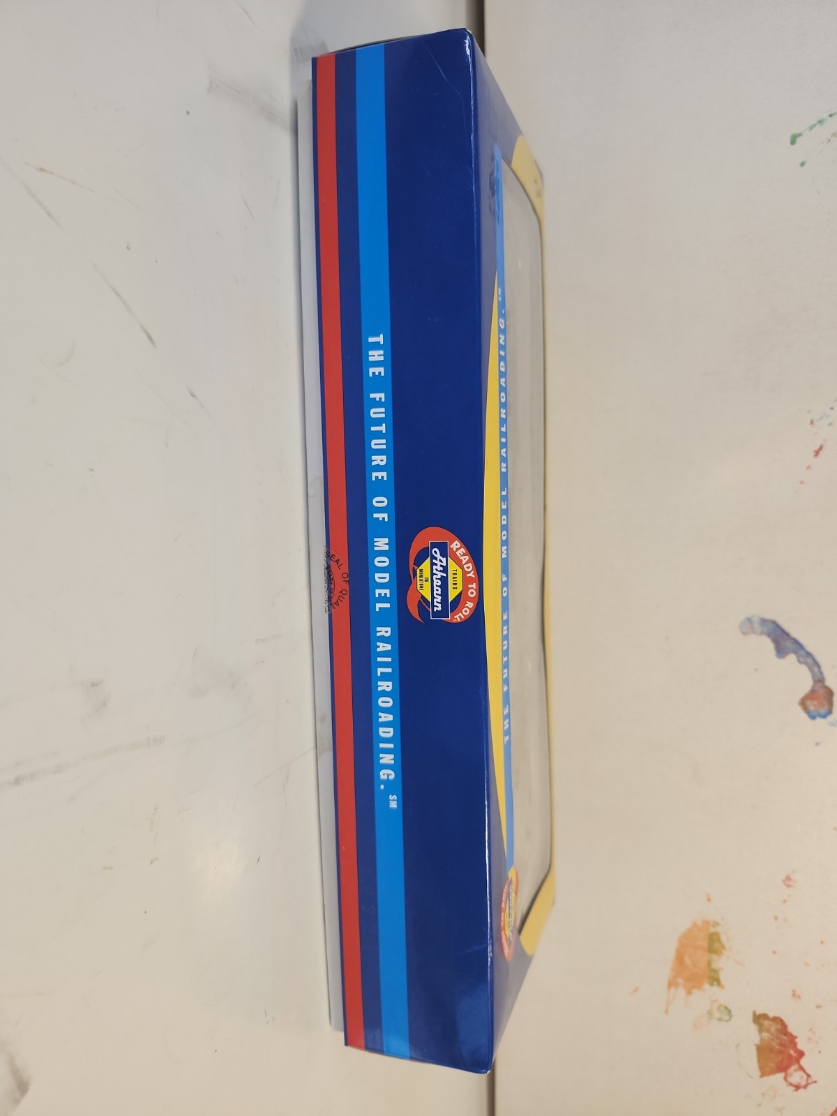 Athearn HO Wisconsin Central 2001 EMD GP38-2 #2001 – DCC Quick Plug 78889