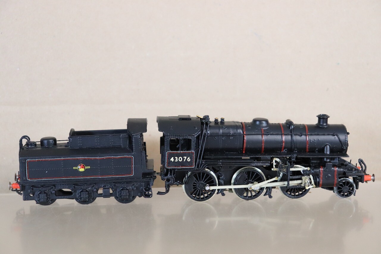 MILLHOLM MODELS KIT BUILT BR 2-6-0 IVATT CLASS 4F MUCKY DUCK LOCOMOTIVE 43076 nx