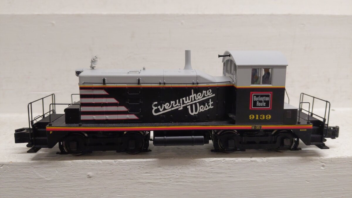 S-Helper 01230 S Scale Chicago Burlington & Quincy Diesel Locomotive #9139 EX