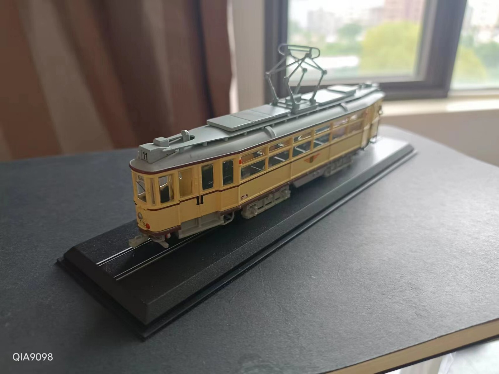 New 1/87 HO Scale GroBer Hecht (C&U / LHB) – 1931 Plastic Train Locomotive Model