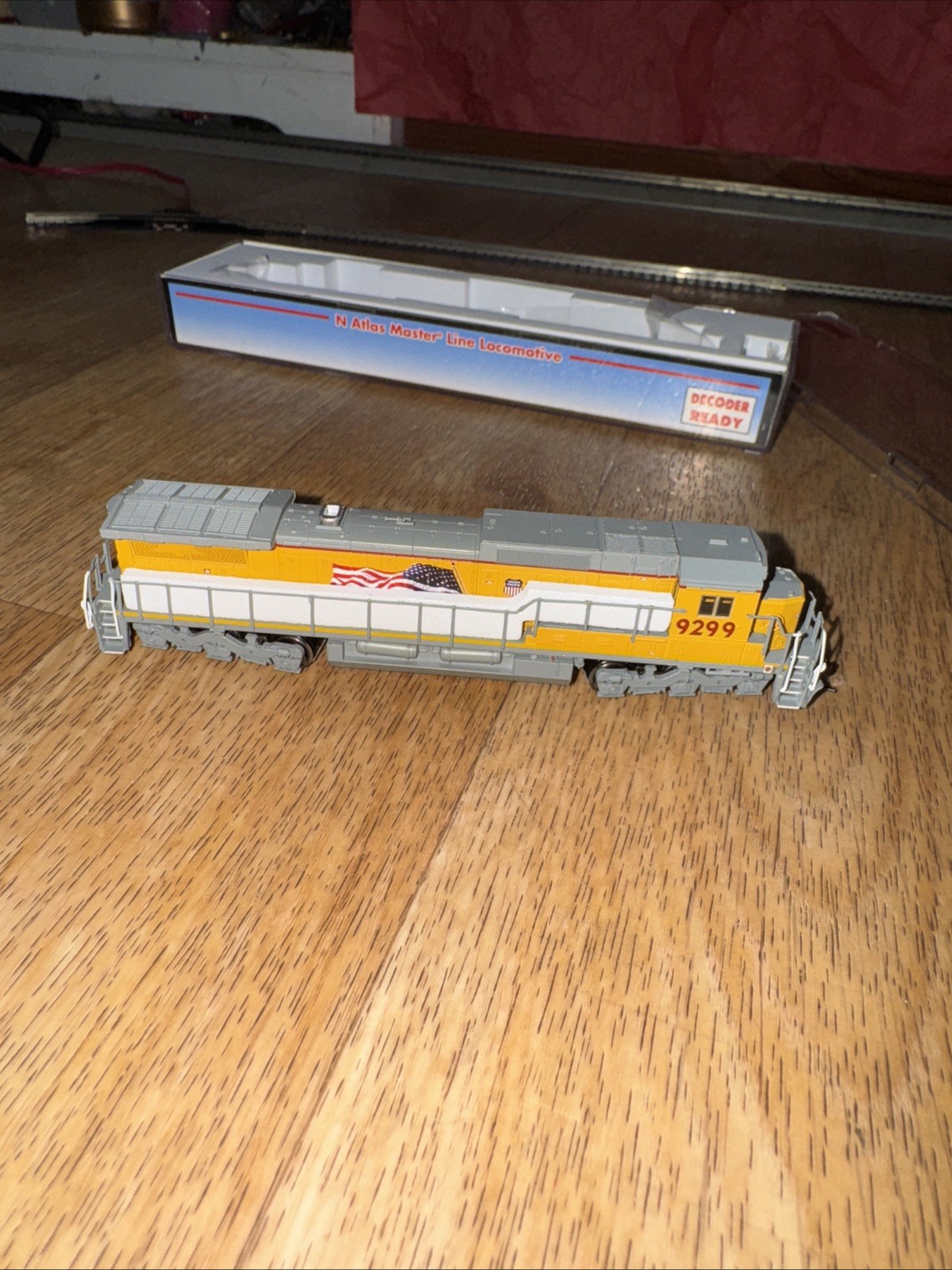atlas n scale union pacific Building America 9299 Locomotive Dash 8-40C New