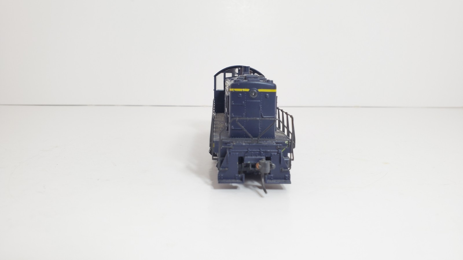 Ho Atlas Baltimore and Ohio Alco S2 Diesel Switcher Locomotive