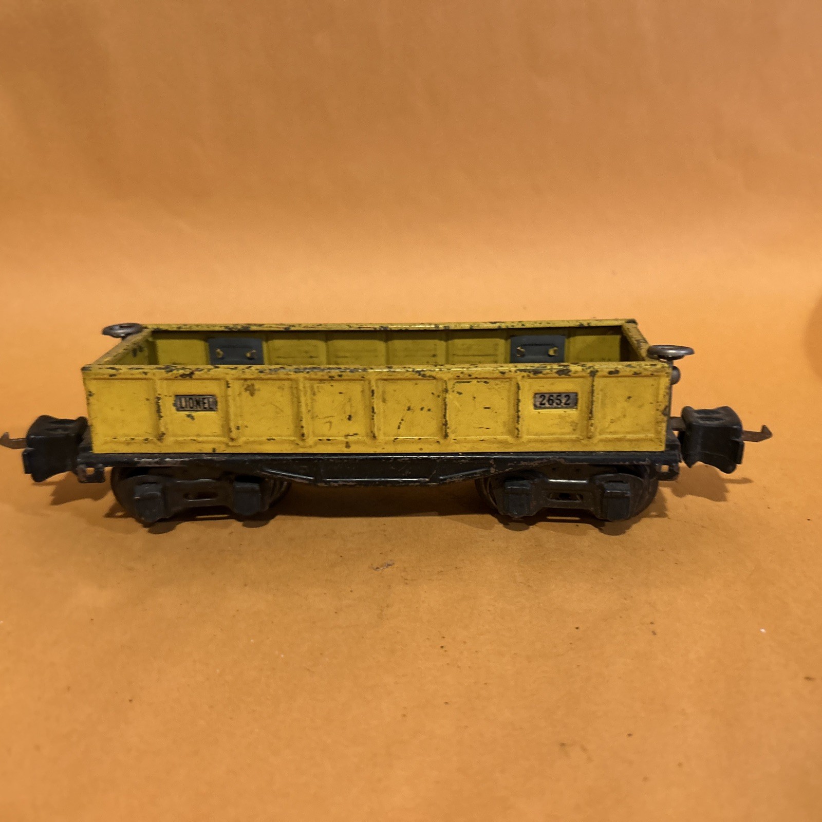 Lionel O vintage prewar 265E Commodore Vanderbilt Locomotive, Tender, + 4 Cars