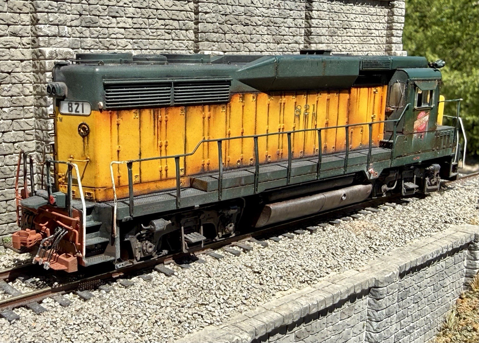 HO ScaleTrains Rivet Counter GP30 CNW #821 Sound/DCC /NIB/weathered