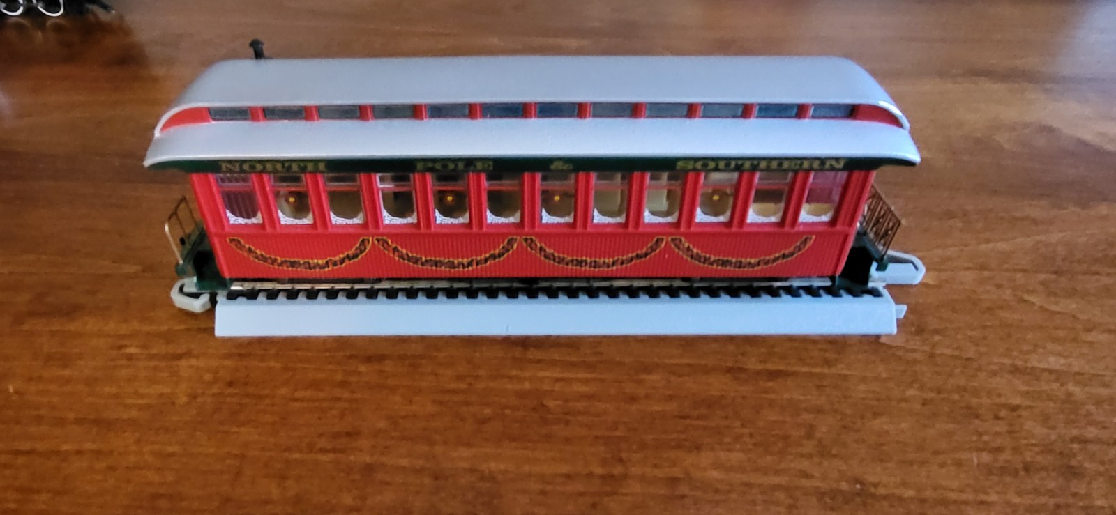 Bachmann 25227 On30 2-6-0 Mogul Standard (Spectrum) North Pole & Southern #1225