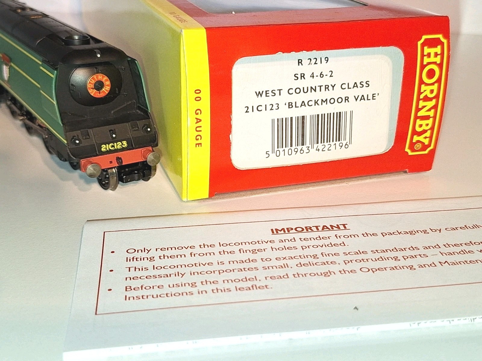 Hornby R2219. BR West Country Cl. Blackmoor. DC 2 rail. New, Mint Cond. OO.Boxed