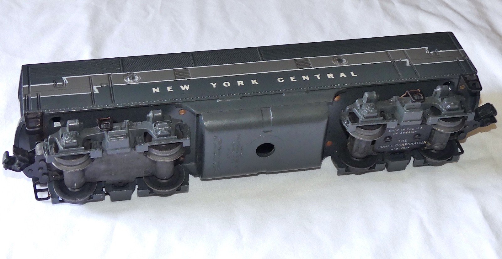 Postwar Lionel New York Central 2344C F3 B Unit, has replacement porthole lenses