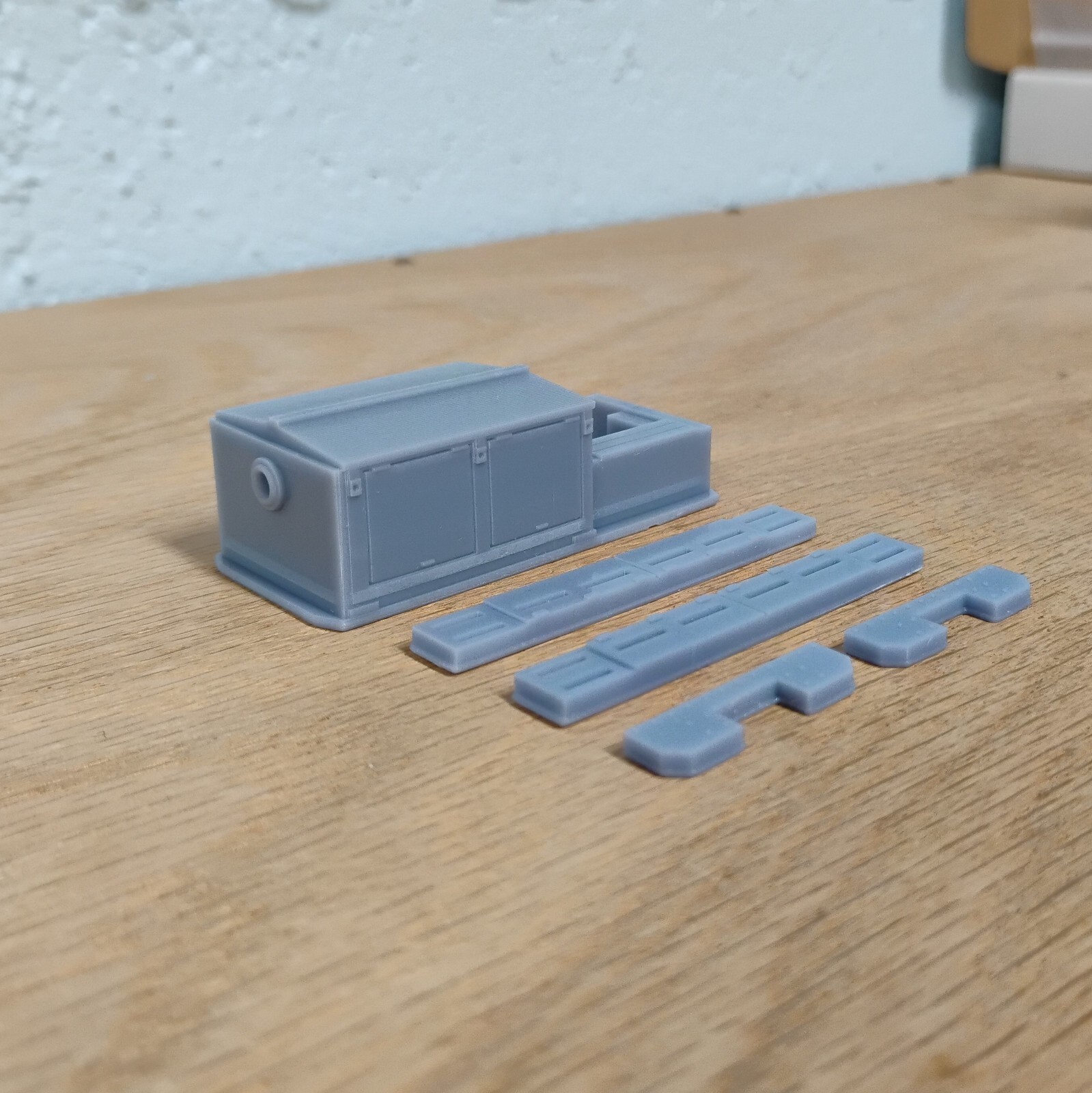 On18 BATTERY LOCO kit #2. For the Kato 11-109 chassis. RESIN 3D Print. NEW!