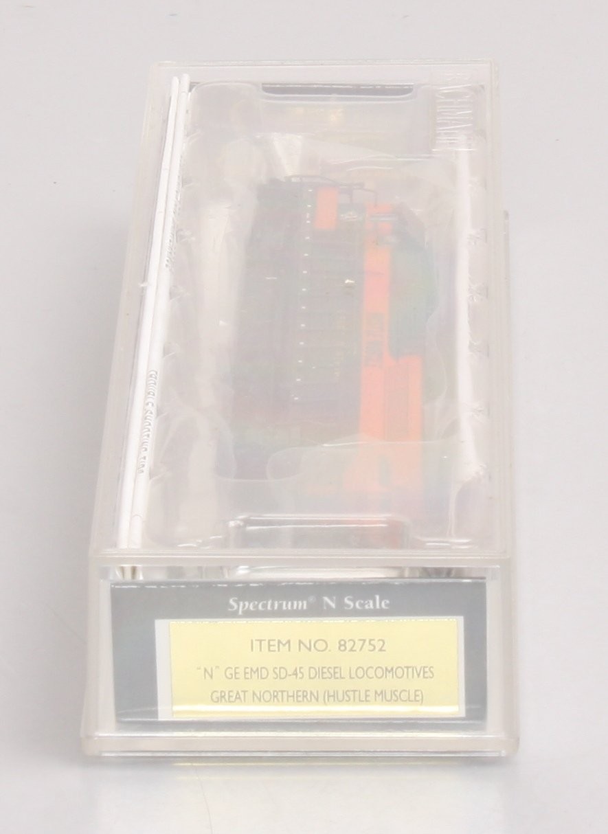 Spectrum 82752 N Great Northern “Hustle Muscle” GE EMD SD-45 Diesel Loco #400 LN