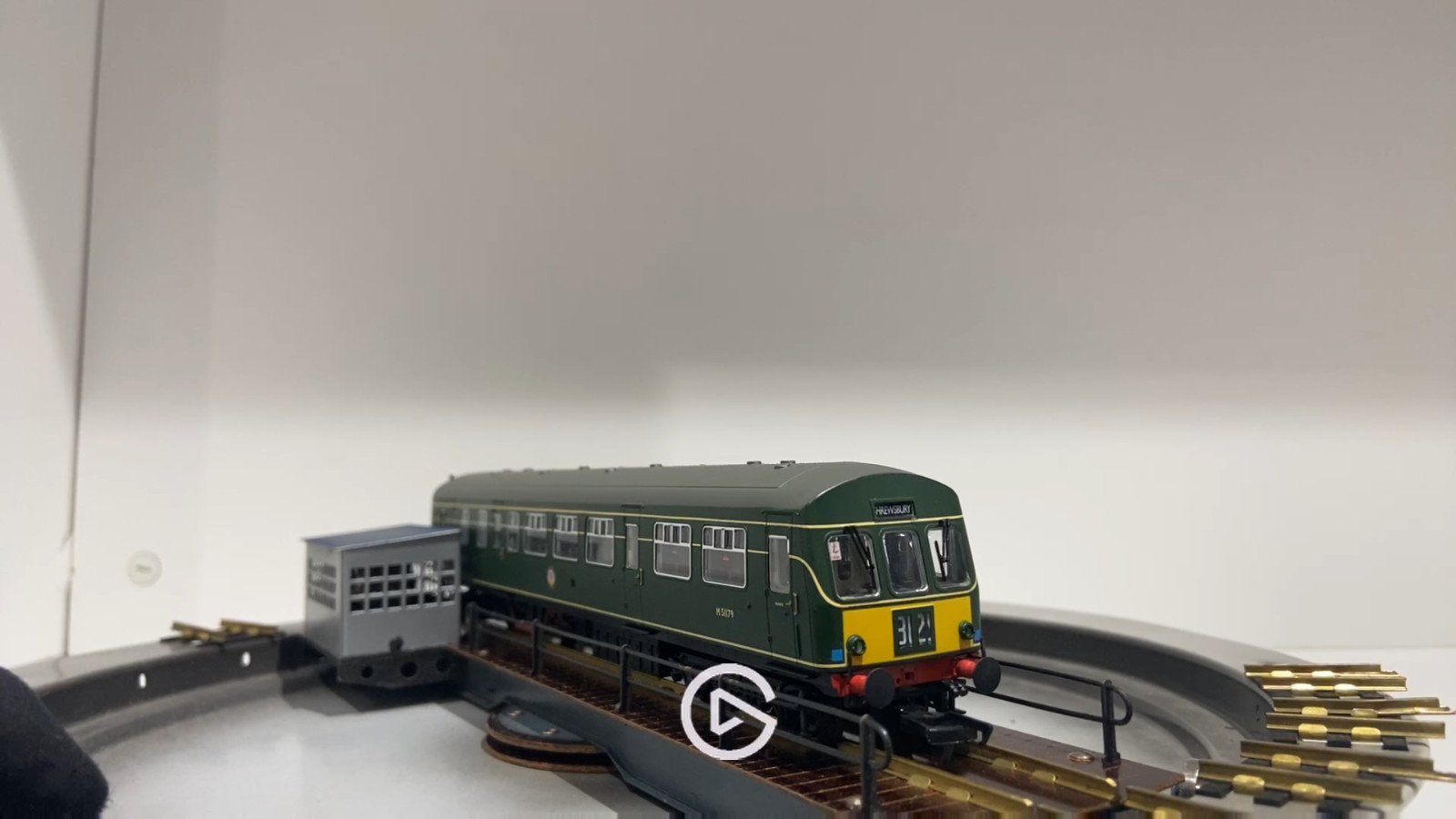 Bachmann Branch-line 32-286 Class 101 2 Car DMU BR Green DCC Ready 21 Pin