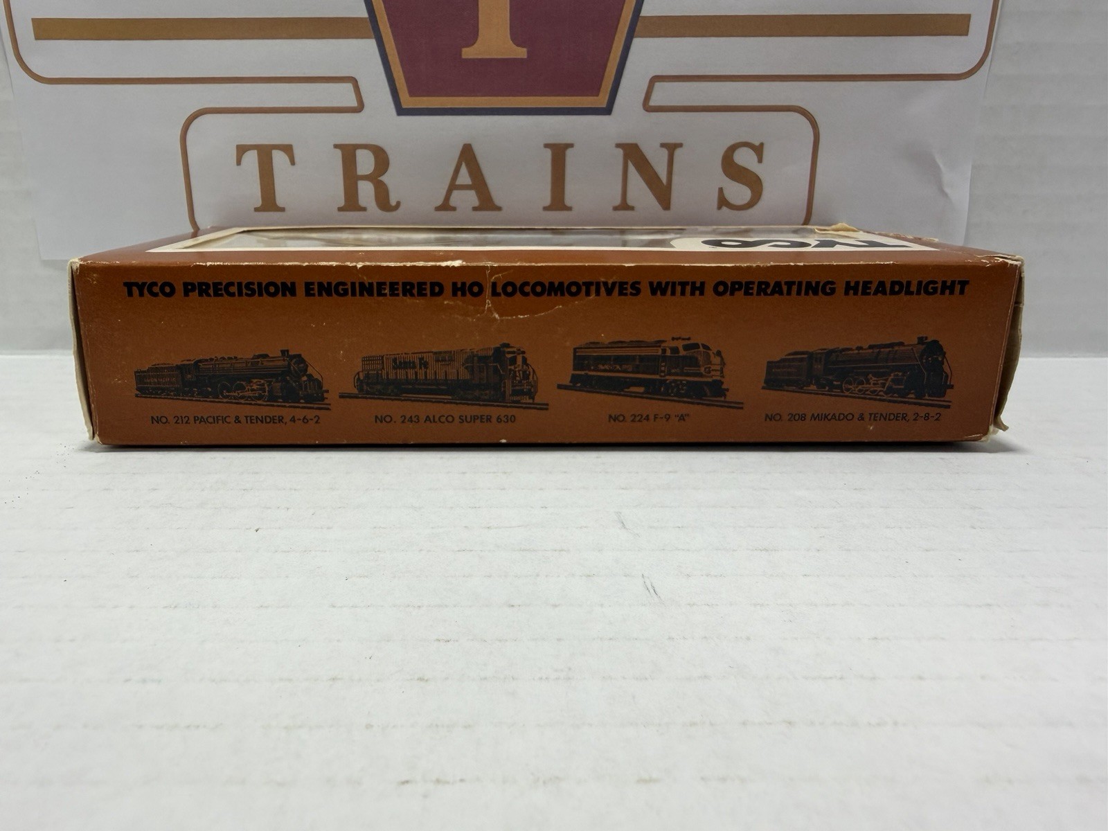 TYCO HO Scale Santa Fe ATSF No.241 Shifter Switcher Loco Tested Runs Boxed